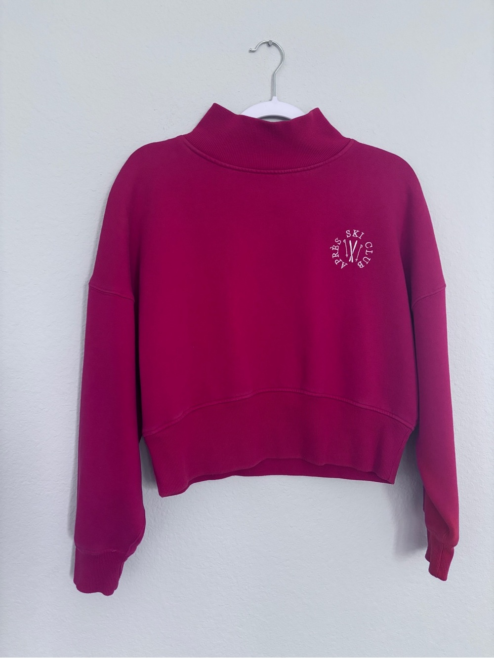 Wild Fable Women's Red Mock Neck Cropped Sweatshirt